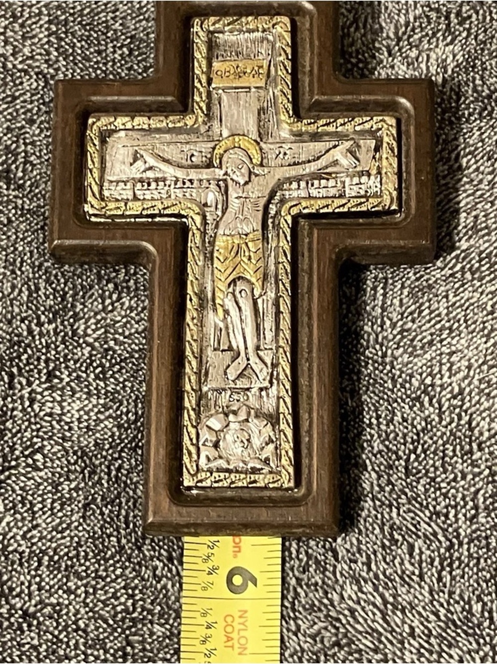 Byzantine Style Sterling Silver Crucifix Christ Icon on 5.5 Inch Wood Wall Cross - Picture 4 of 4